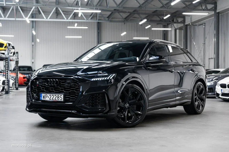 Audi RS Q8 43