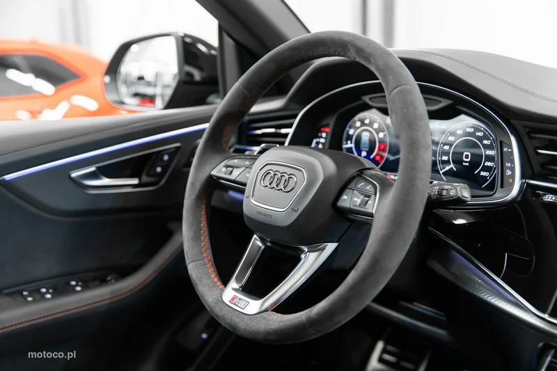 Audi RS Q8 66