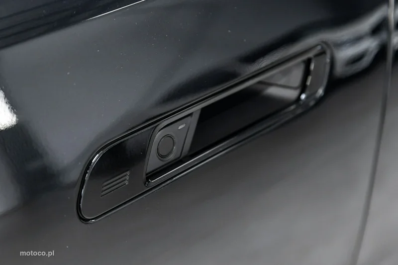 BMW M760 51