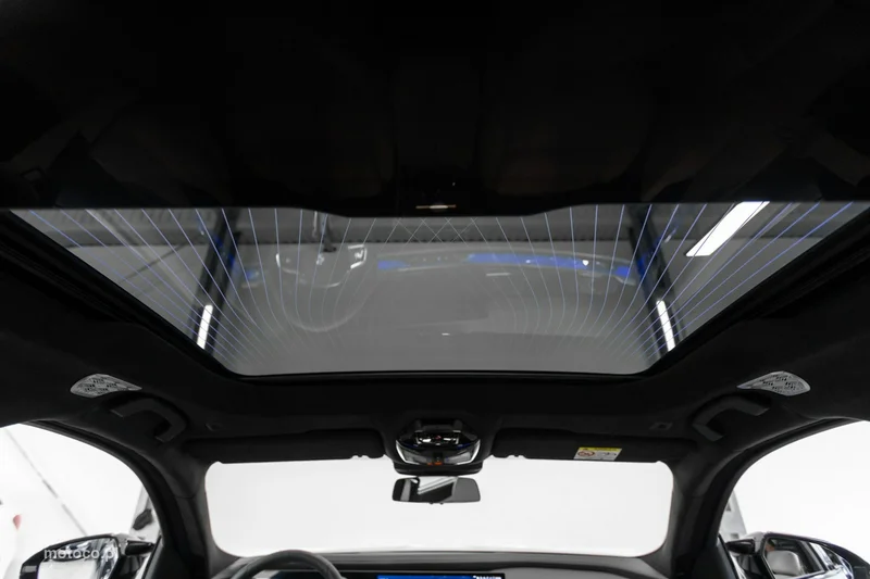BMW M760 59