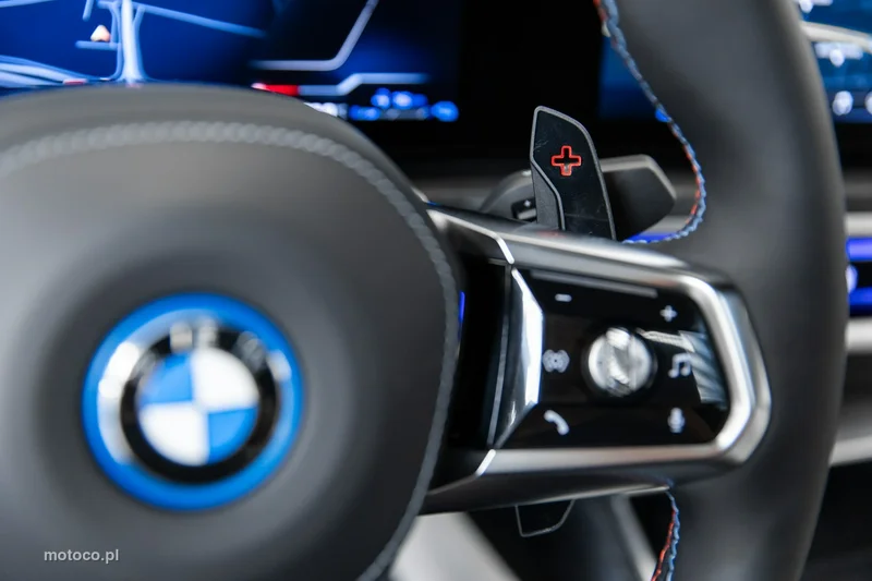 BMW M760 65