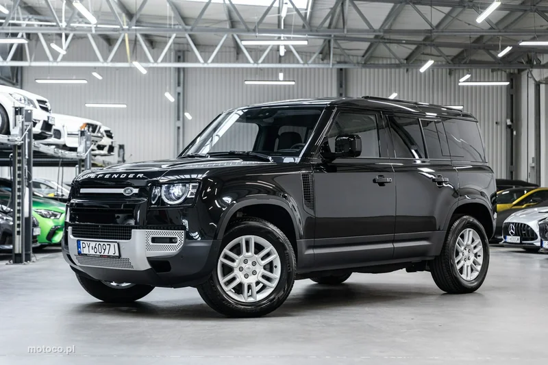 Land Rover Defender 2