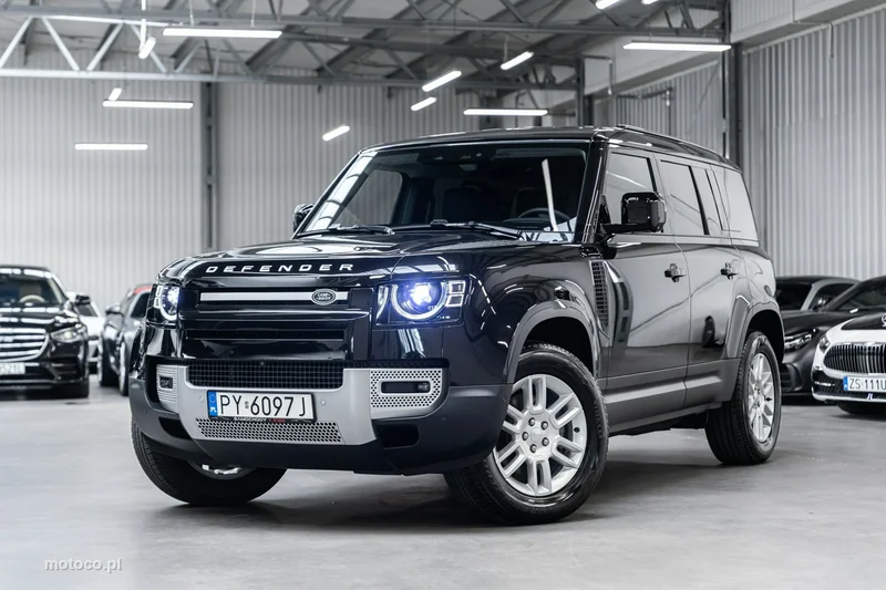 Land Rover Defender 2