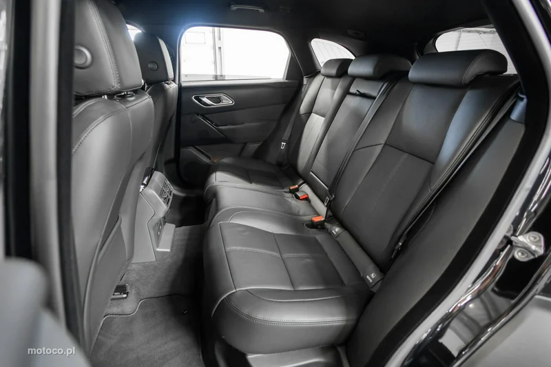 Land Rover Range Rover Velar 19