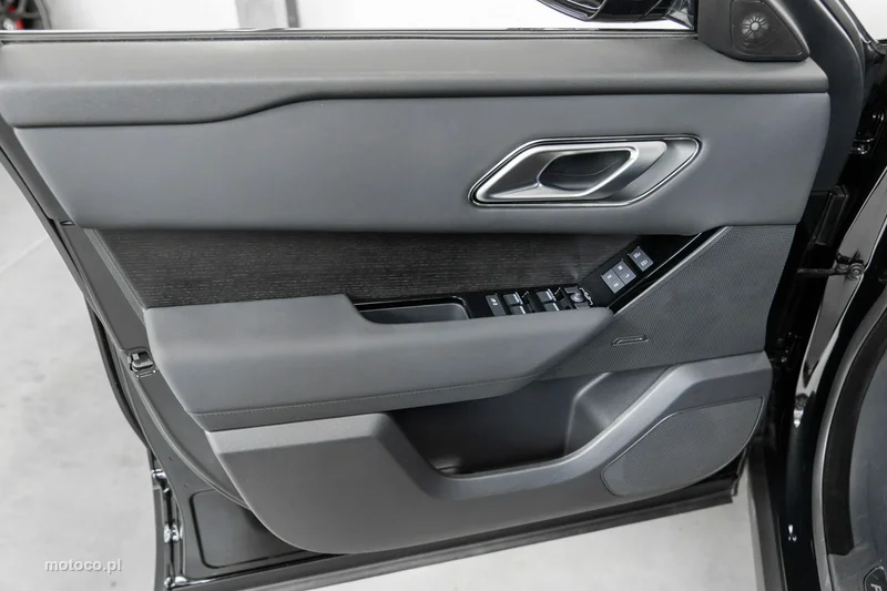 Land Rover Range Rover Velar 26
