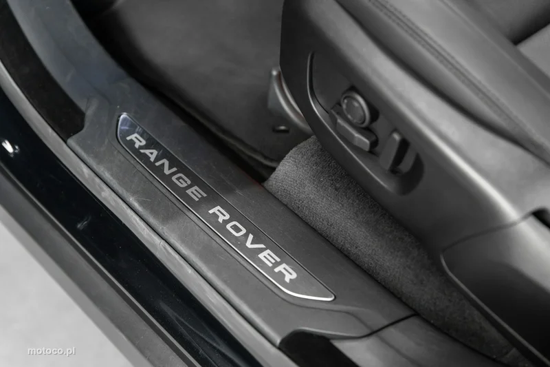 Land Rover Range Rover Velar 28