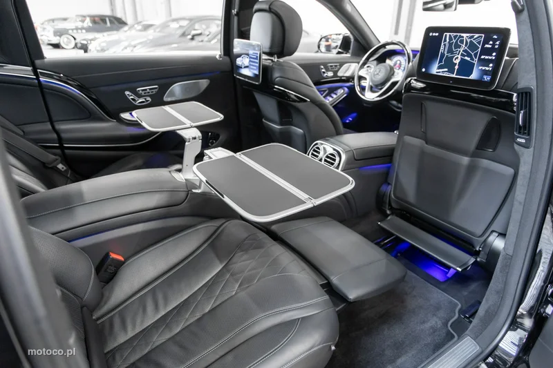 Mercedes-Benz S 560 Maybach 16