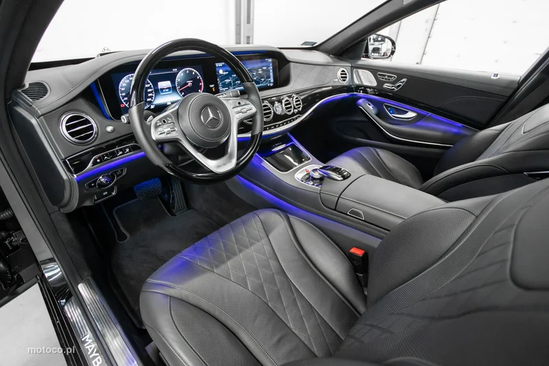 Mercedes-Benz S 560 Maybach 22