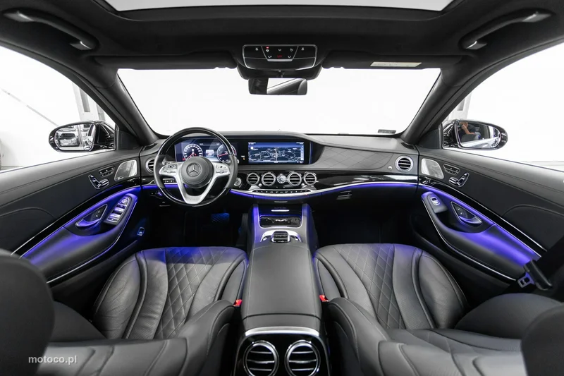 Mercedes-Benz S 560 Maybach 23