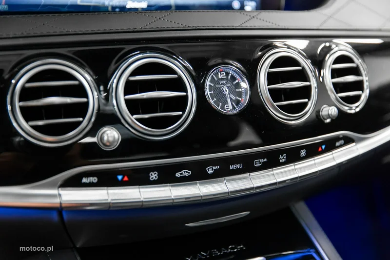 Mercedes-Benz S 560 Maybach 30