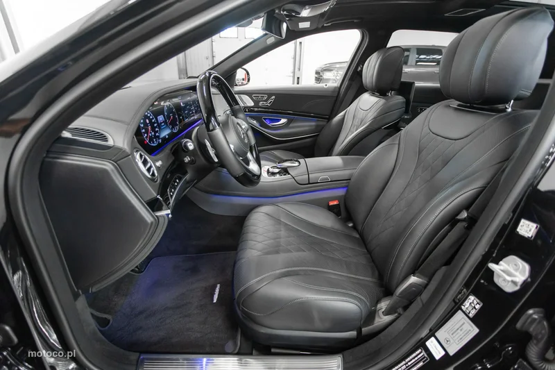 Mercedes-Benz S 560 Maybach 51