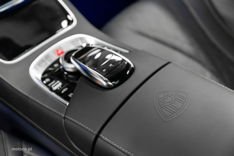 Mercedes-Benz S 560 Maybach 59