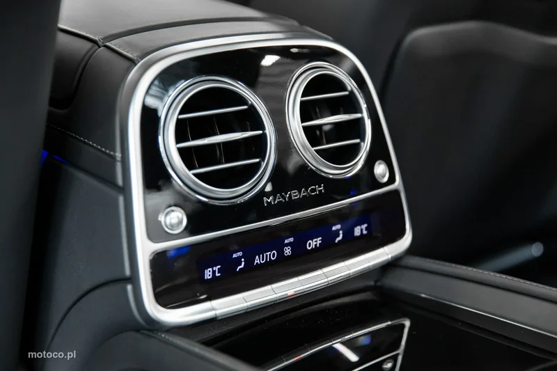 Mercedes-Benz S 560 Maybach 67