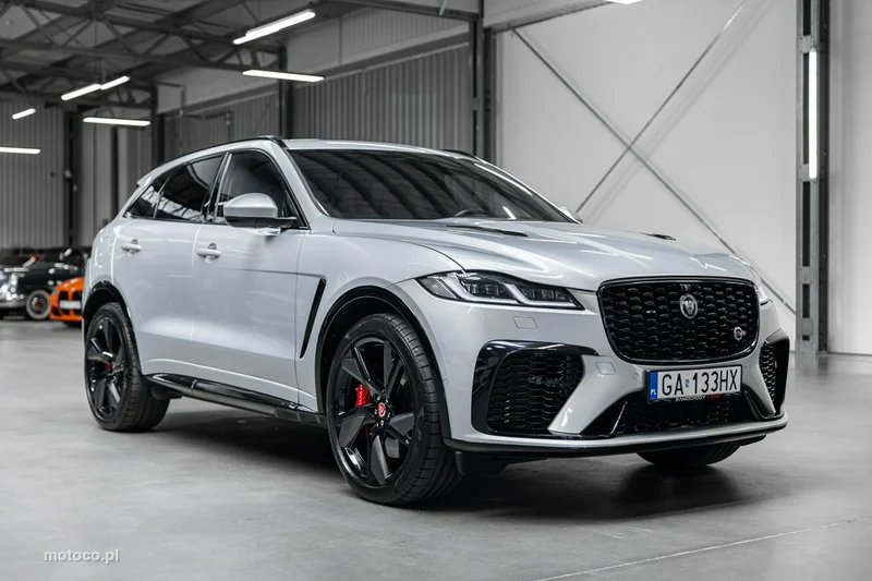 Jaguar F-Pace 4