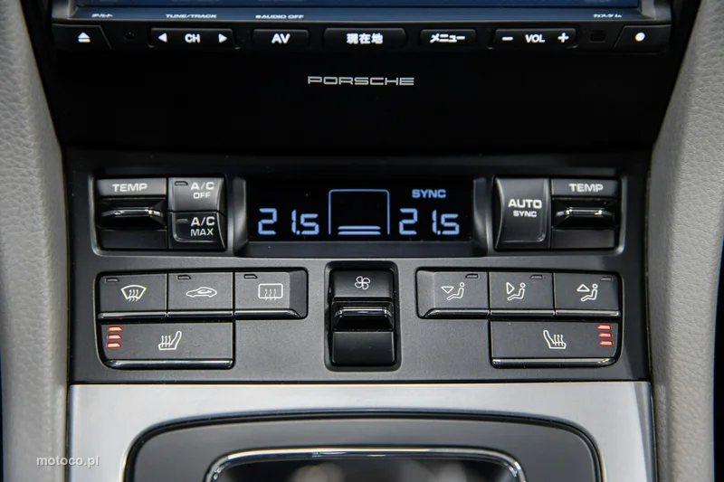 Porsche Cayman 981c 36