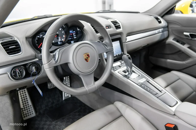 Porsche Cayman 981c 58