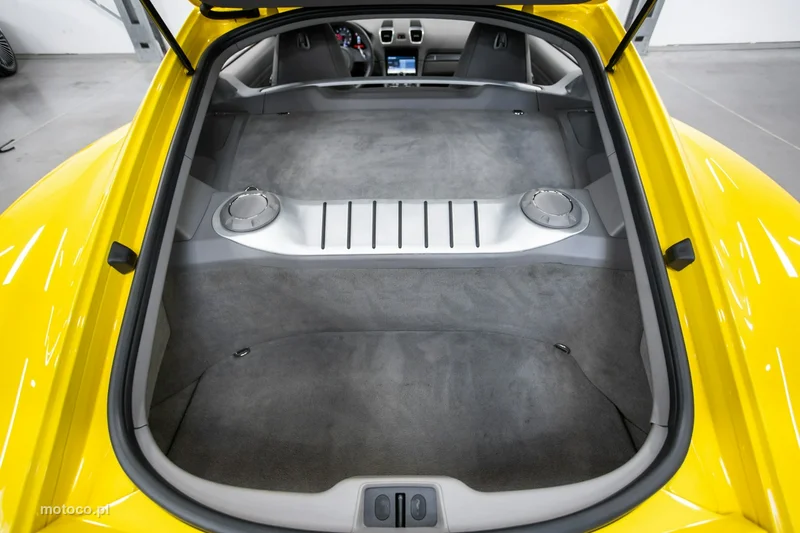 Porsche Cayman 981c 25