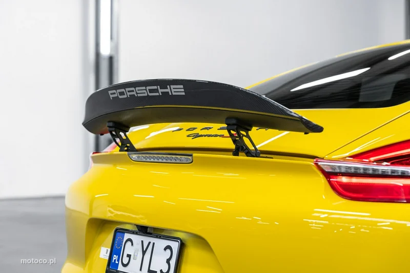 Porsche Cayman 981c 54