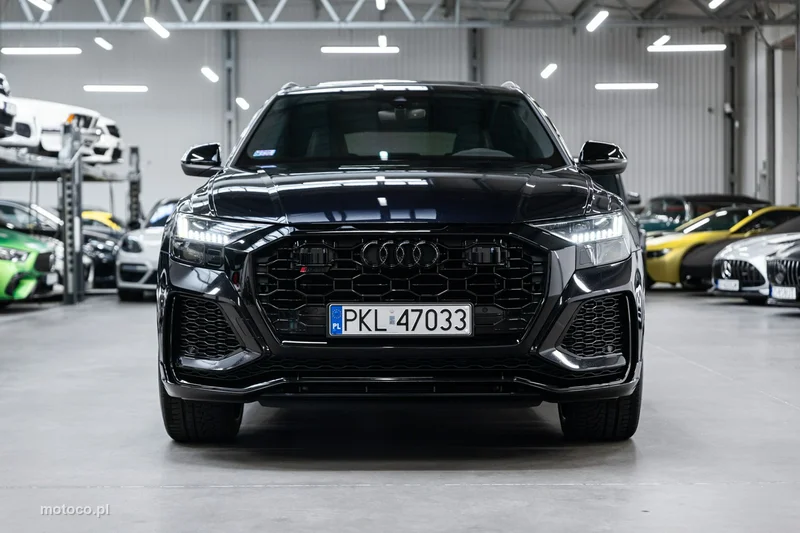 Audi RS Q8 3