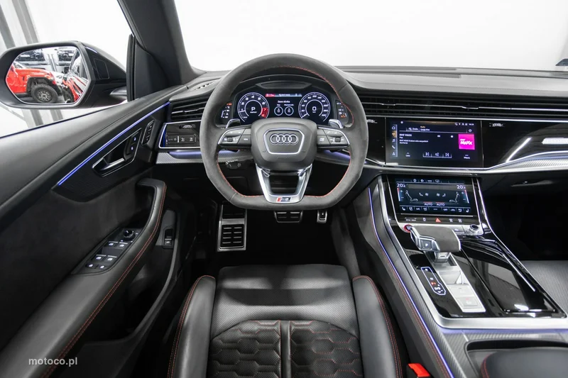 Audi RS Q8 22