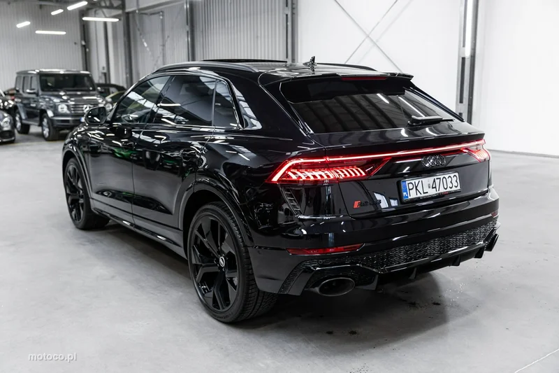 Audi RS Q8 43