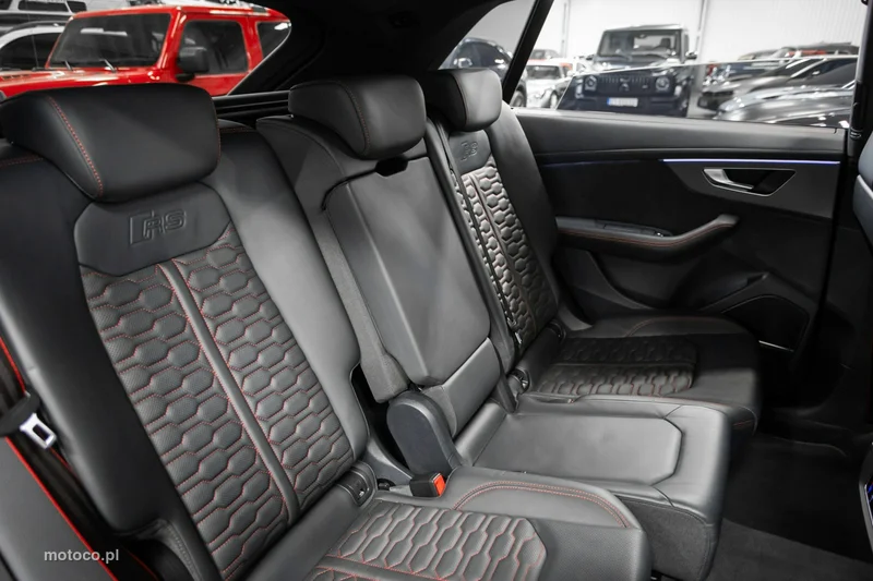 Audi RS Q8 52