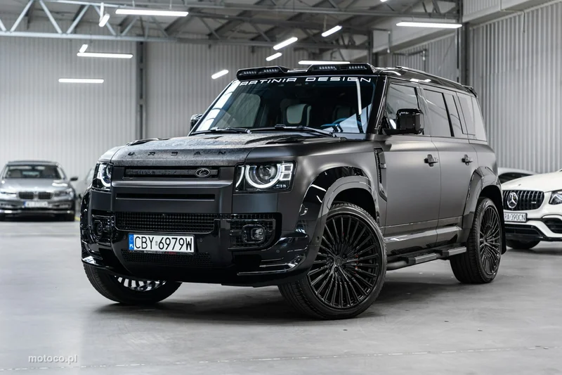 Land Rover Defender 2