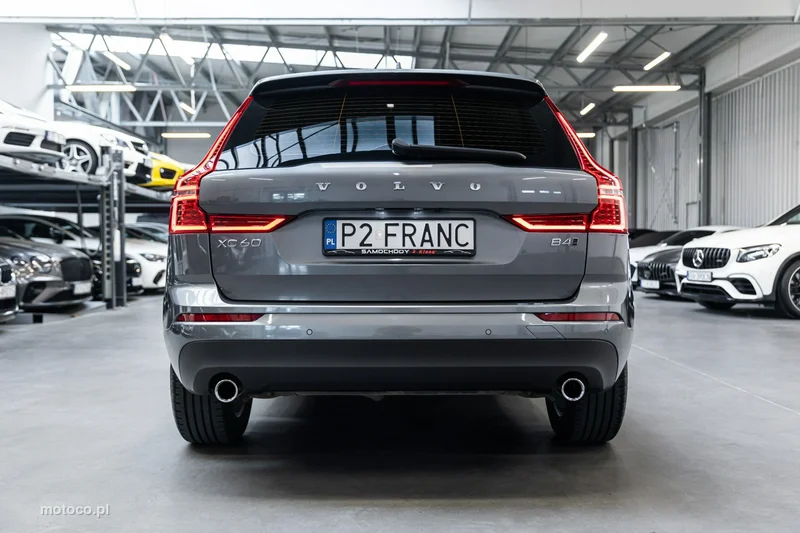 Volvo XC 60 8
