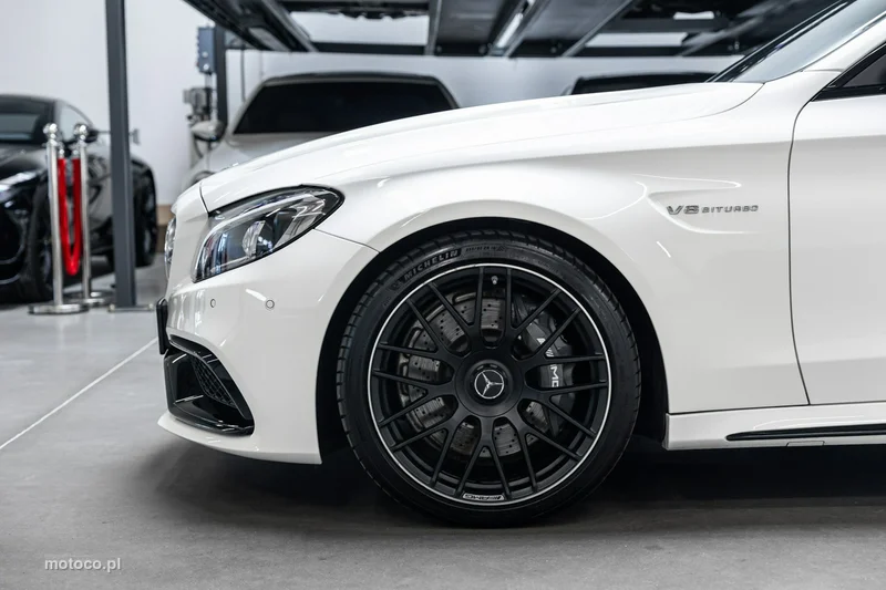 Mercedes-Benz Klasa C W205 C 63 AMG 13