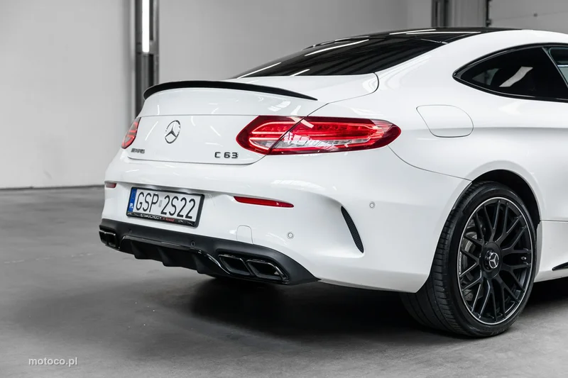 Mercedes-Benz Klasa C W205 C 63 AMG 14