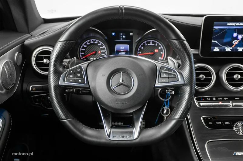 Mercedes-Benz Klasa C W205 C 63 AMG 24