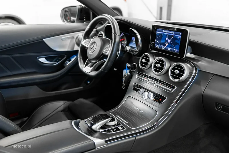 Mercedes-Benz Klasa C W205 C 63 AMG 36
