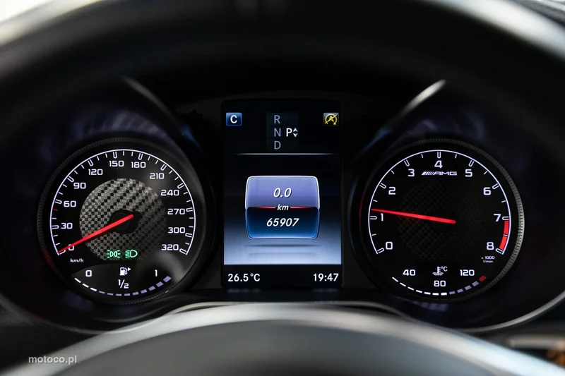 Mercedes-Benz Klasa C W205 C 63 AMG 37
