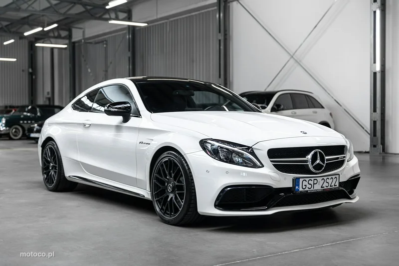 Mercedes-Benz Klasa C W205 C 63 AMG 41
