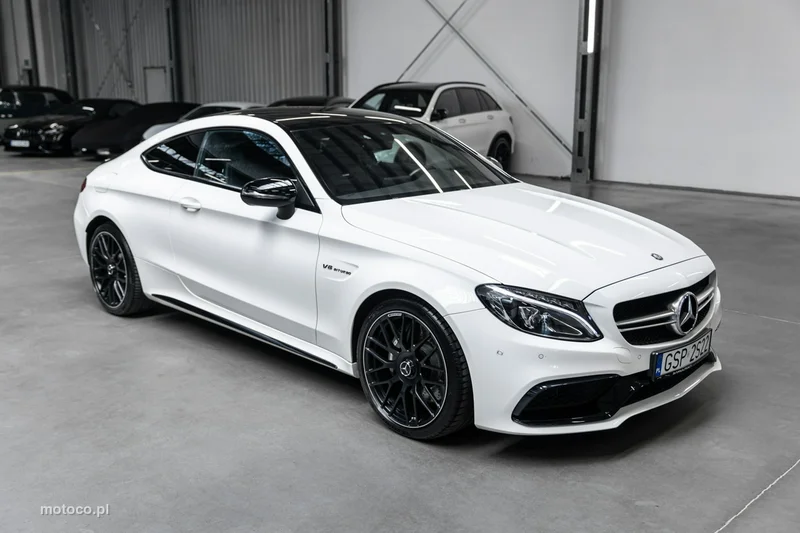 Mercedes-Benz Klasa C W205 C 63 AMG 42