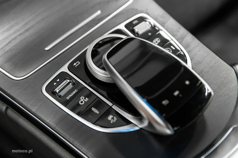 Mercedes-Benz Klasa C W205 C 63 AMG 53