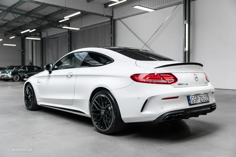 Mercedes-Benz Klasa C W205 C 63 AMG 10
