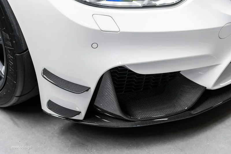 BMW M4 F82 11