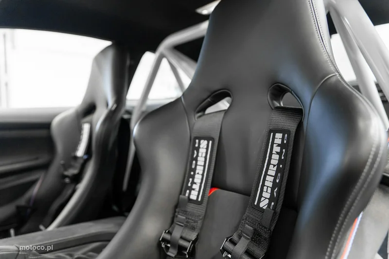 BMW M4 F82 70