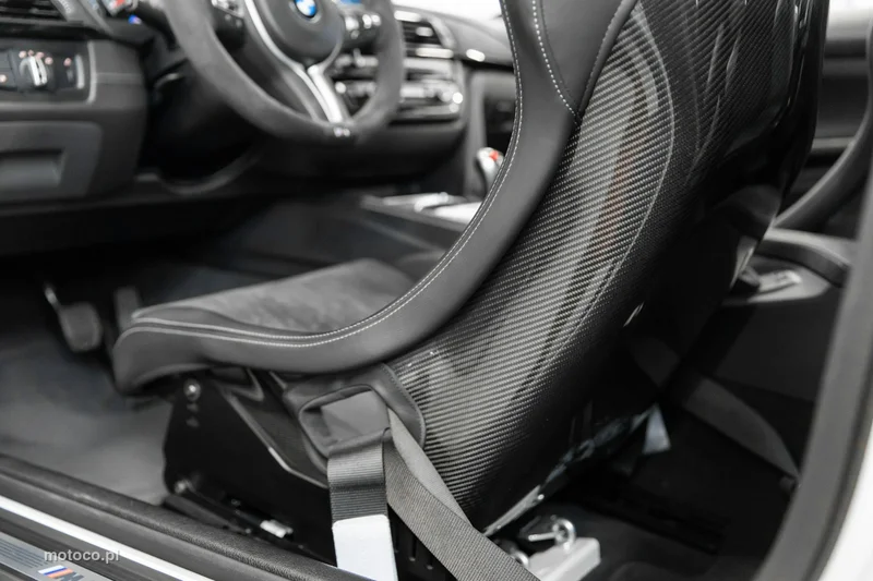 BMW M4 F82 71