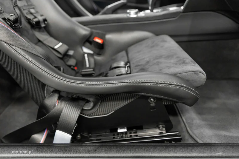 BMW M4 F82 73