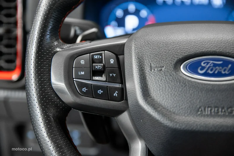 Ford Ranger Raptor 34