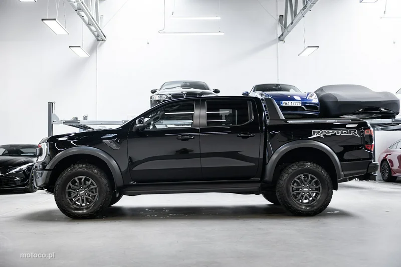 Ford Ranger Raptor 6