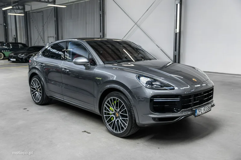 Porsche Cayenne 9YA Cayenne Turbo 42