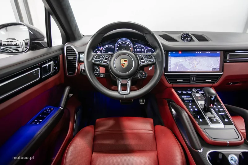 Porsche Cayenne 9YA Cayenne Turbo 59