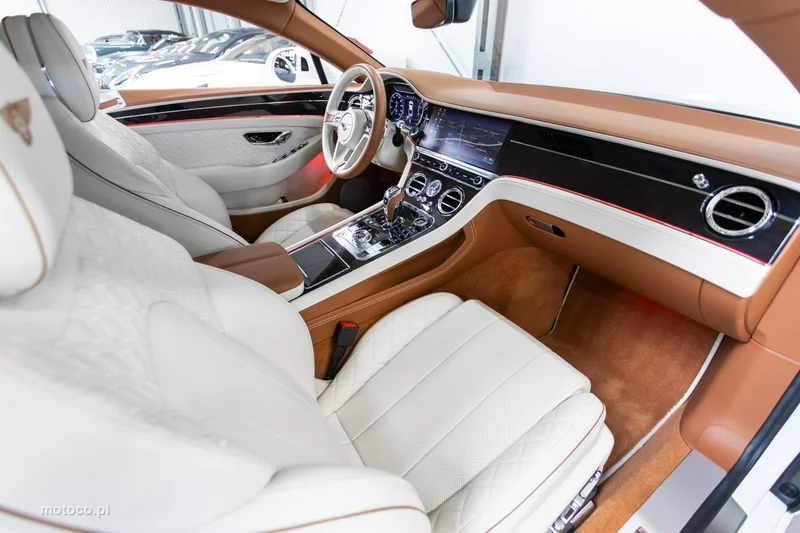 Bentley Continental GT 29