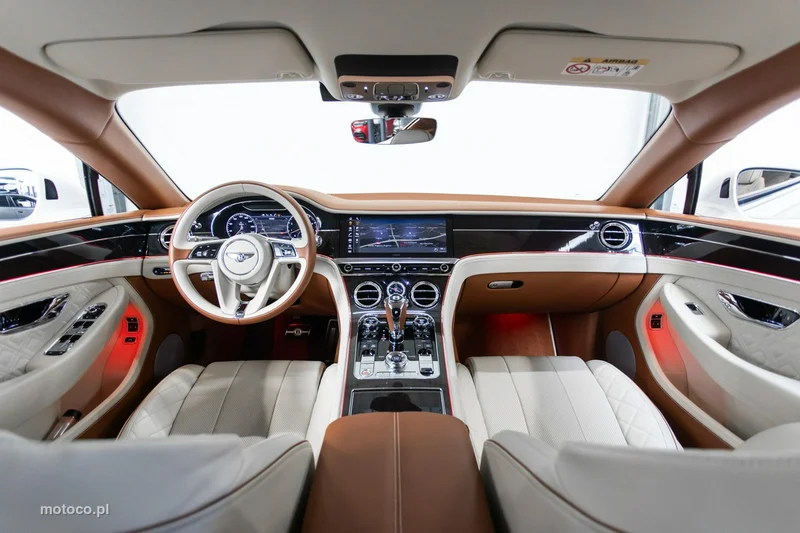 Bentley Continental GT 31