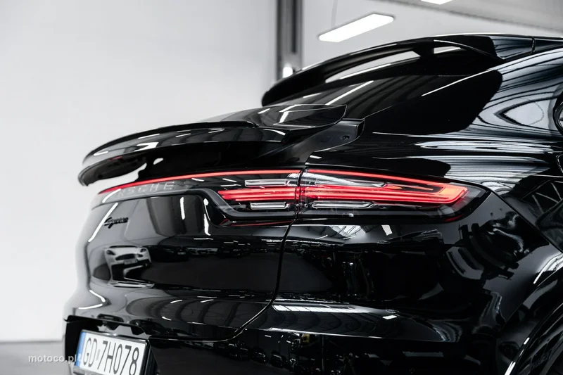 Porsche Cayenne 9YA 15