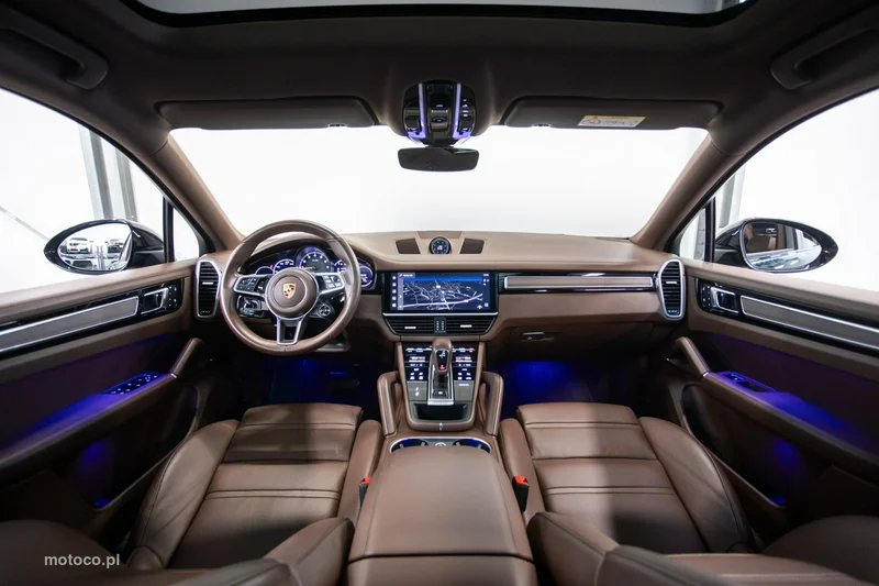 Porsche Cayenne 9YA 18