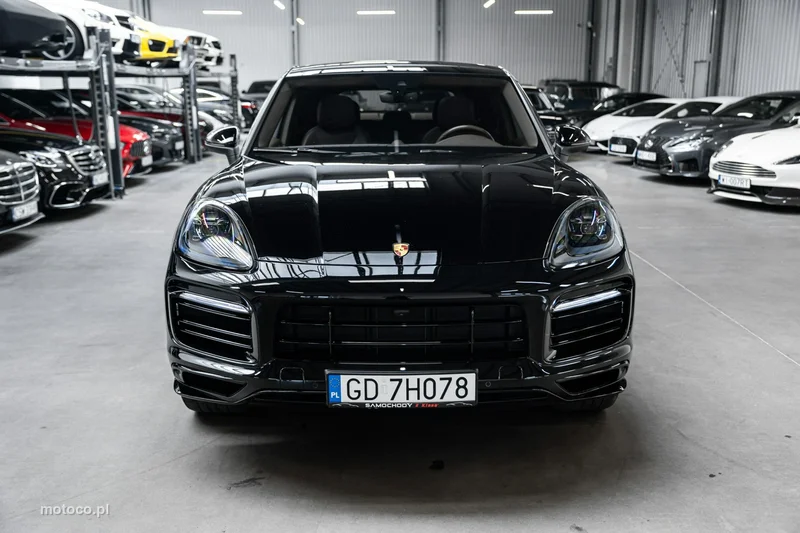 Porsche Cayenne 9YA 50